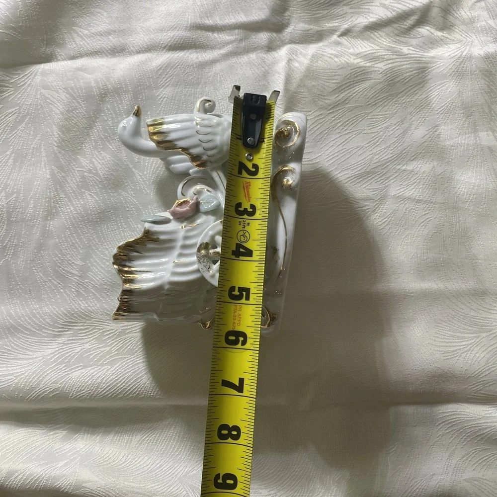 Unmarked this vintage